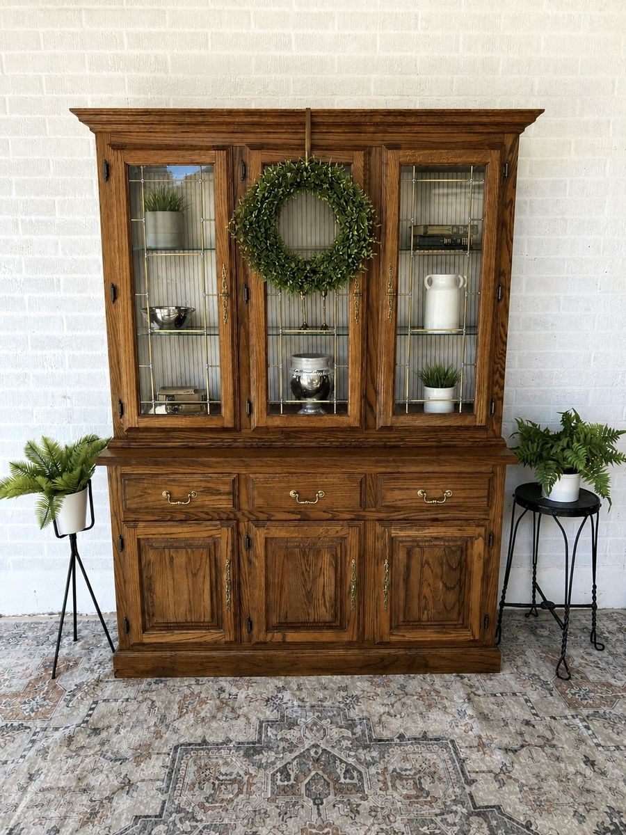 Solid wood hutch