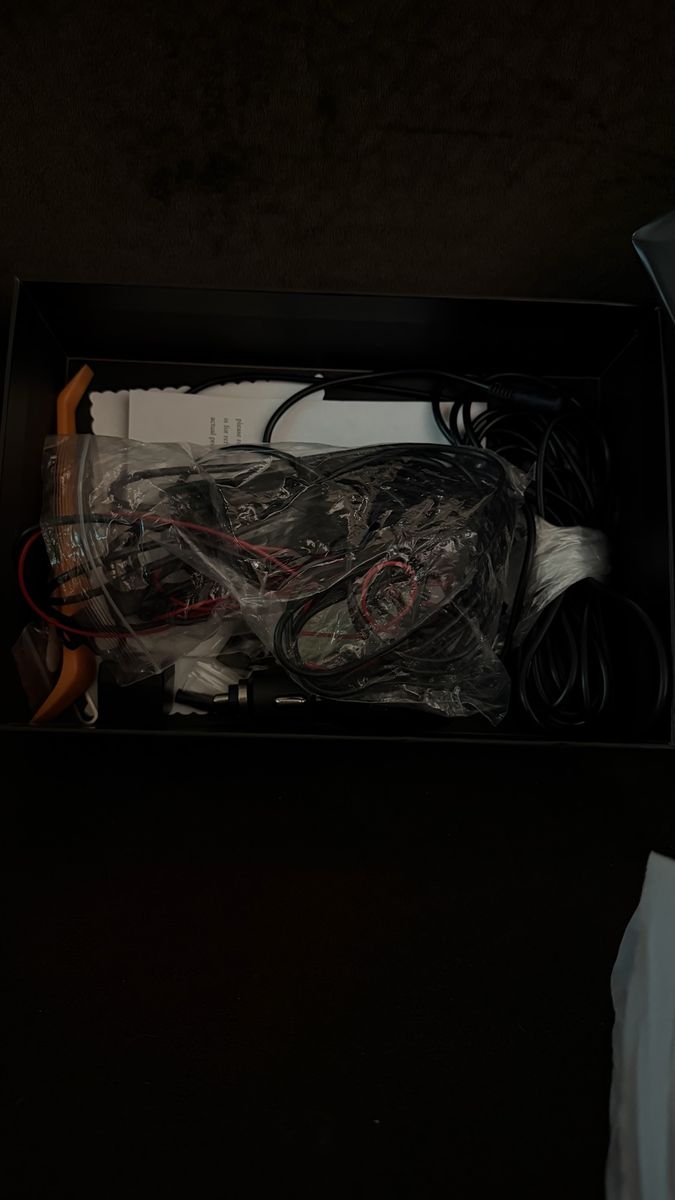 Main image 5