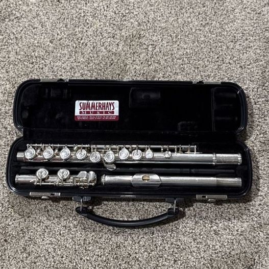 Yamaha Advantage 200AD Student Flute – Excellent Condition