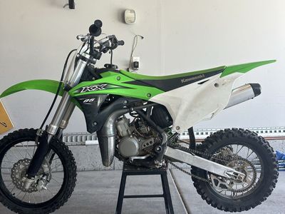 Kawasaki KX85 Dirt Bike