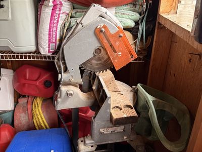 Carpenter Miter Saw
