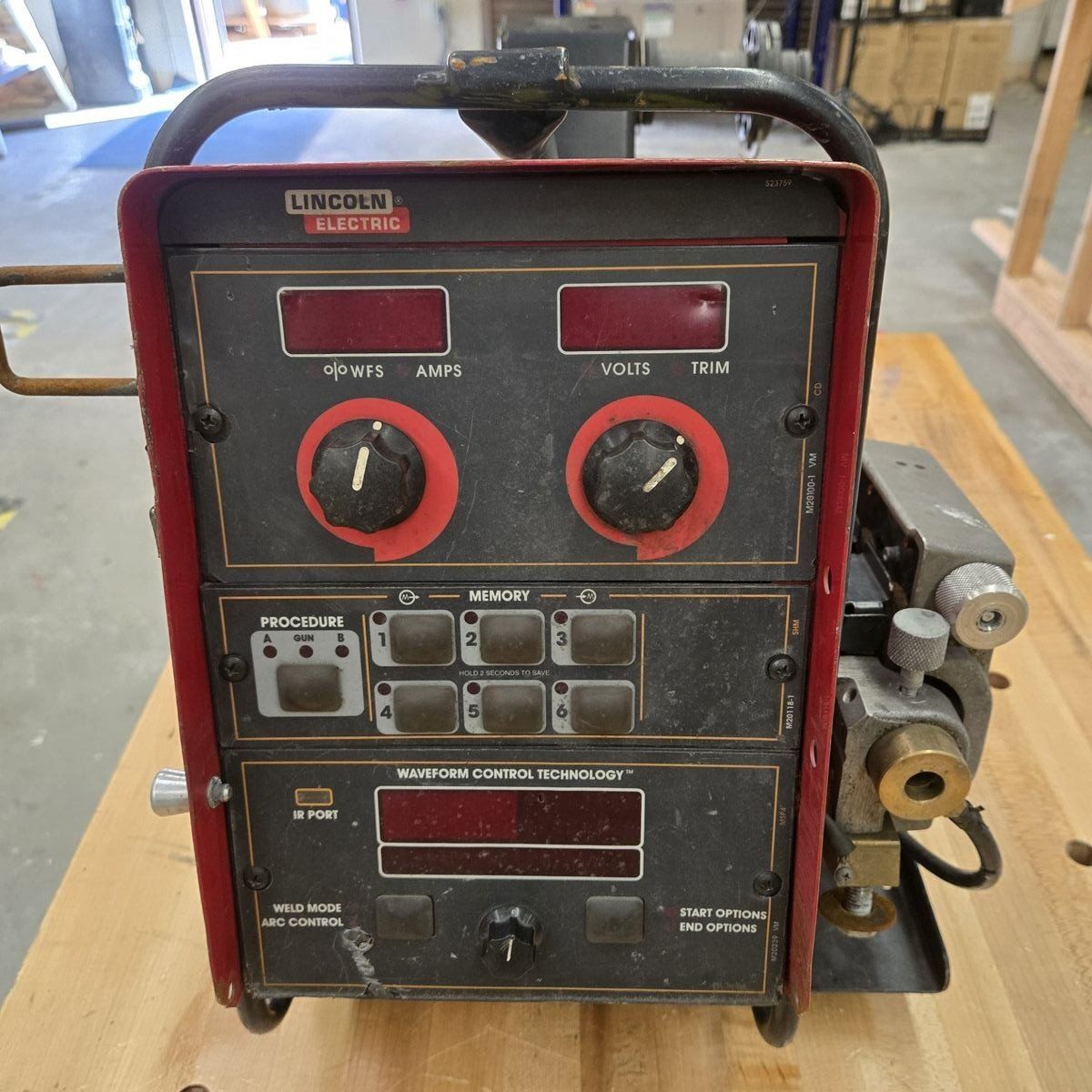 Lincoln Electric Arclink Power Feed 10M Wire Feed