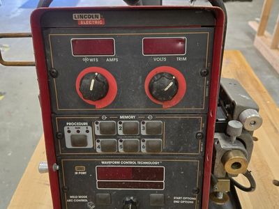 Lincoln Electric Arclink Power Feed 10M Wire Feed