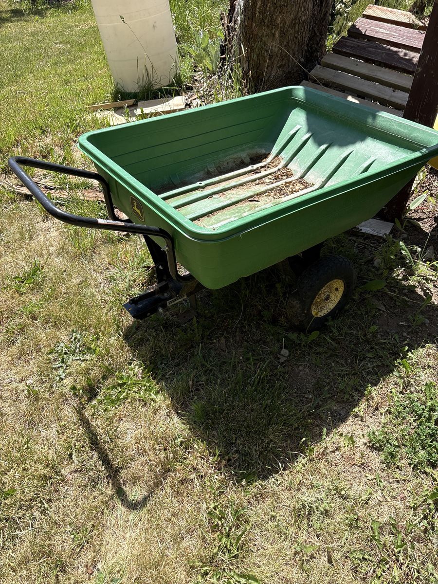John Deere lawn tractor trailer/hauler