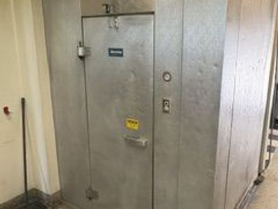 Walk in cooler