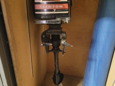 Clinton 7 HP Outboard Boat Motor