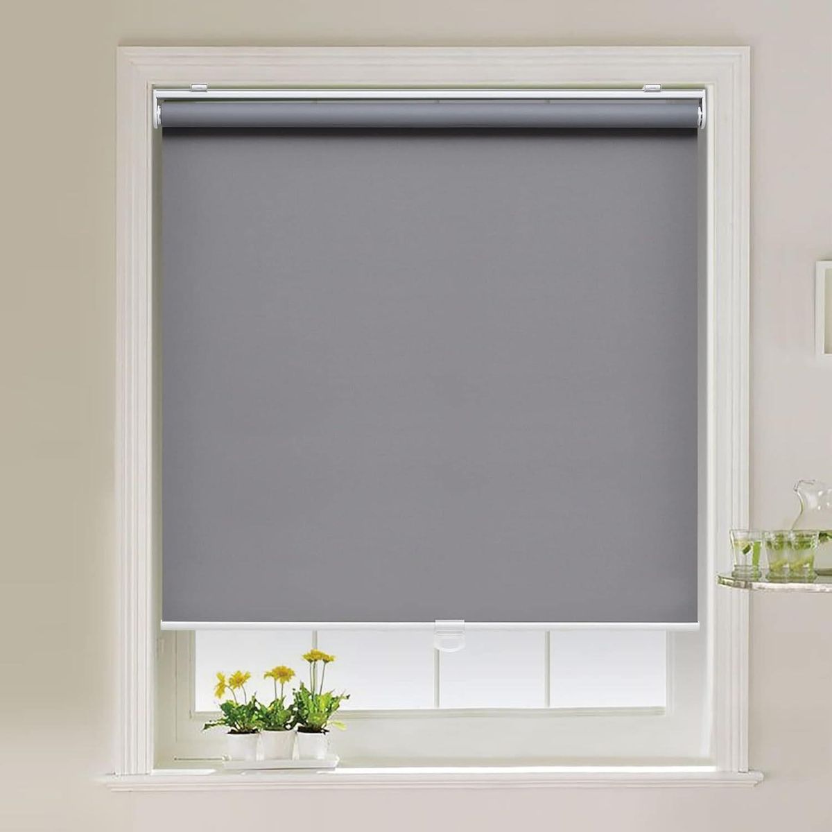 Roller Shades /  Cordless, Blackout