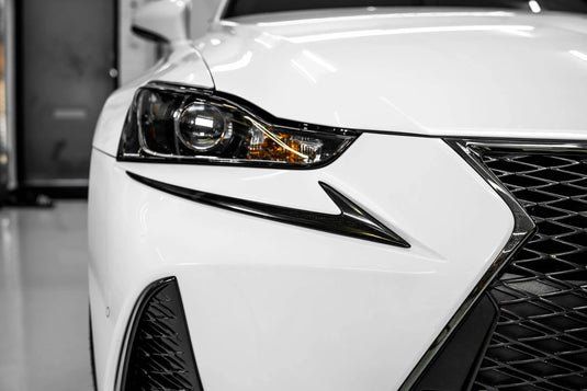 Lexus triple beam headlight