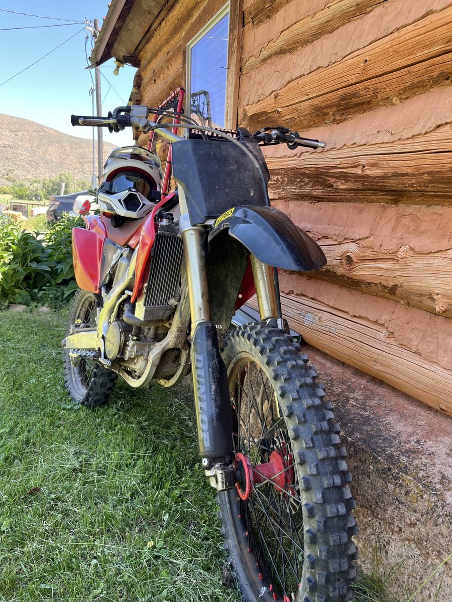 CRF 250 R