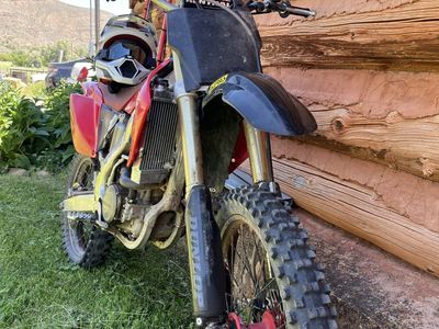 CRF 250 R