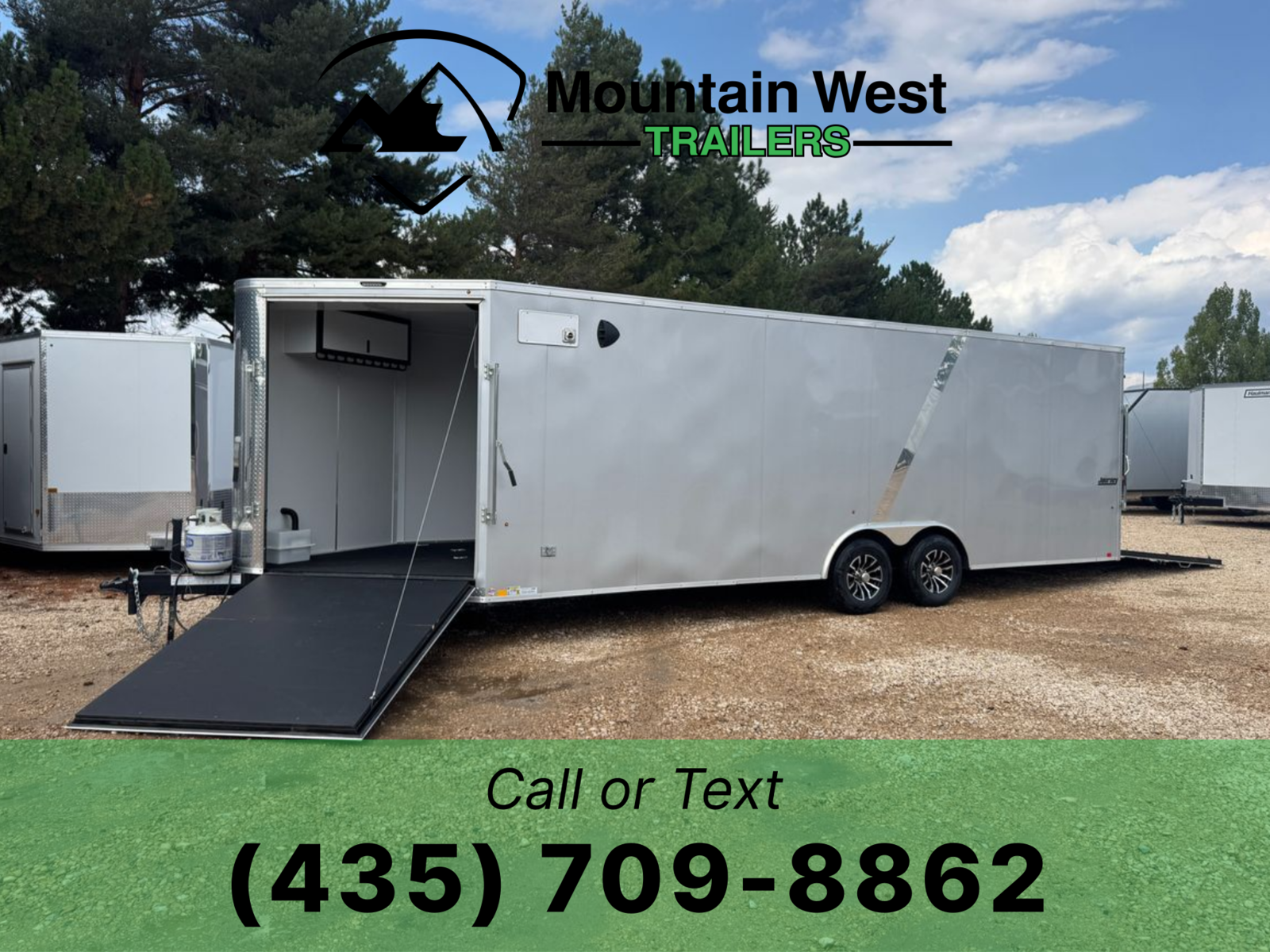 2026 Pace American JOURNEY 8.5X24+5 Enclosed Snowmobile Trailer