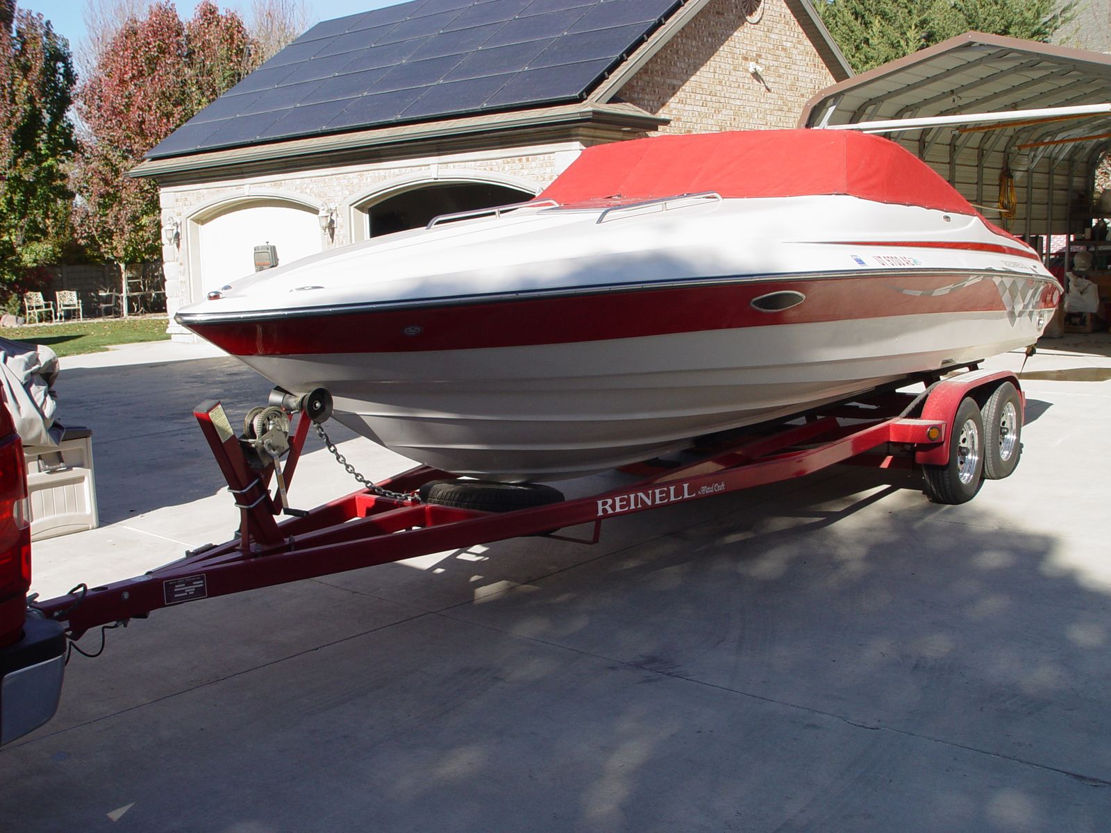 2008 24' ski boat with a cuddy cabin boat for sale