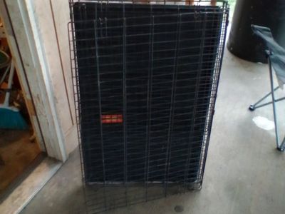 Collapsible Black Wire Dog Crate - Used Pet Carrier Kennel