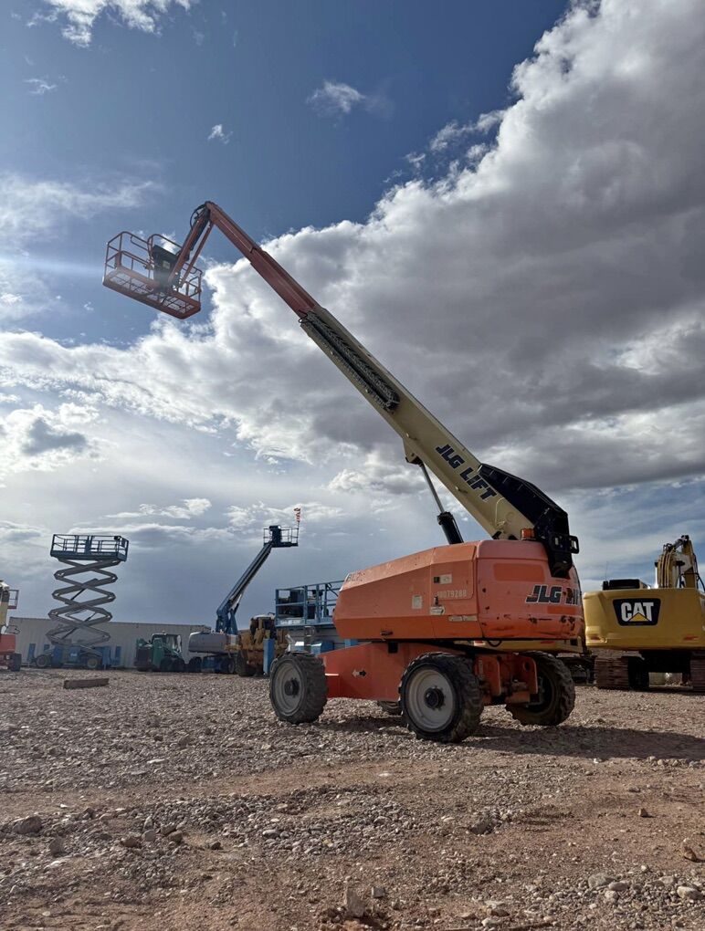 2012 JLG 660 AJ Basket Lift