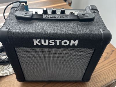 KUSTOM mod KGA10 lead guitar amplifier good shape