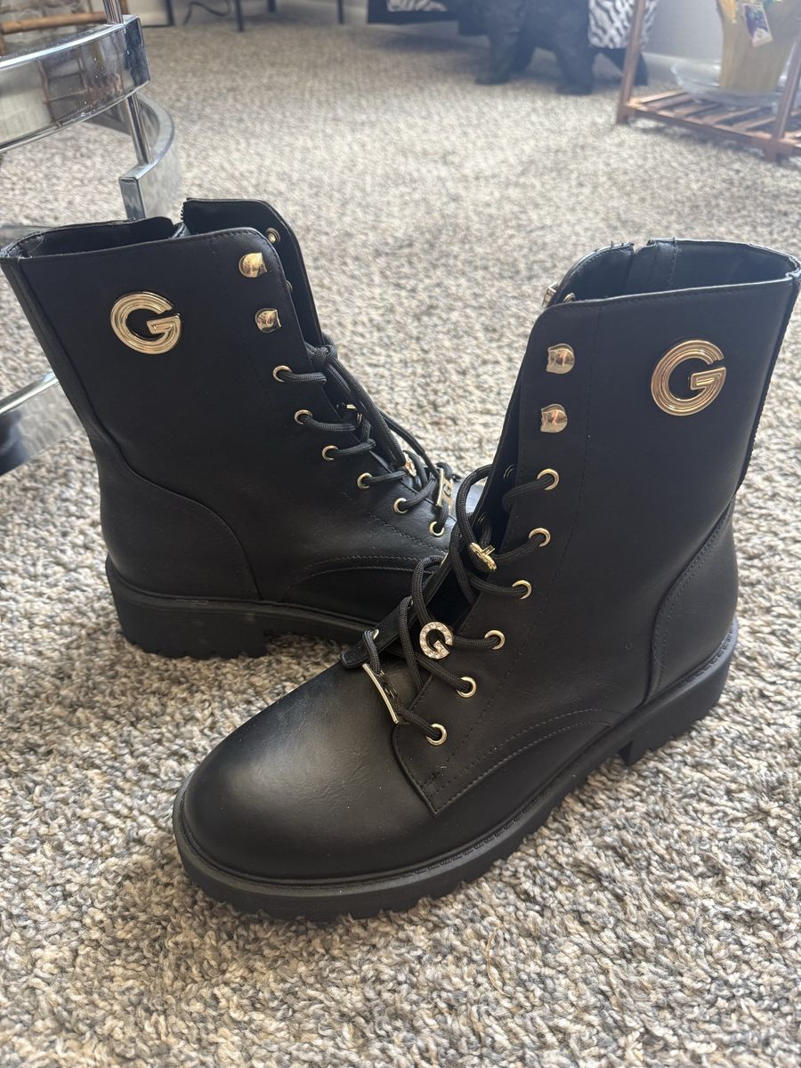 Guess Los Angeles Black Combat Boots Women's Size 11M Gold Hardware Logo New