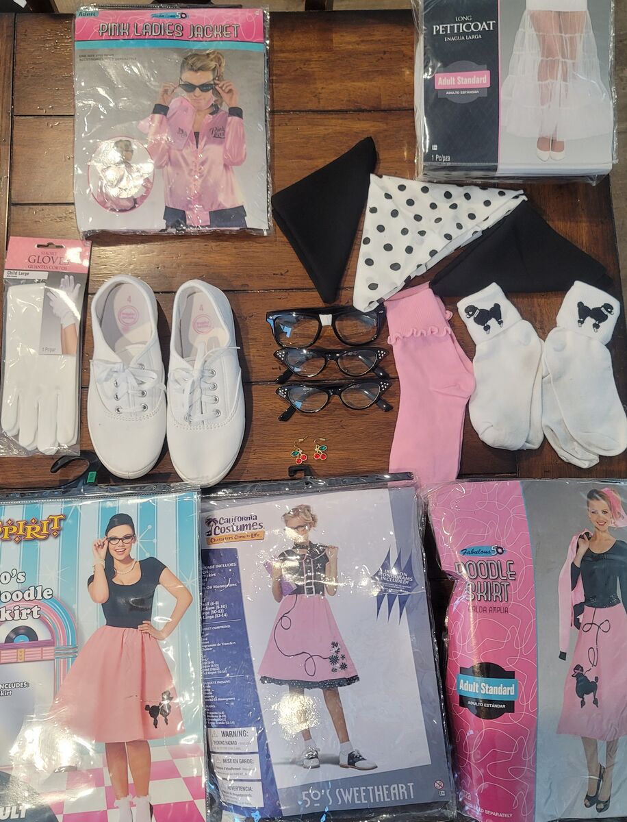 Family costumes 50's Sock Hop Poodle skirt