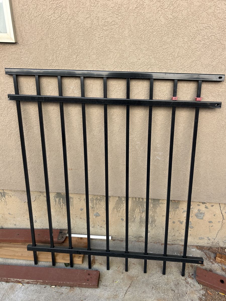 Metal fencing