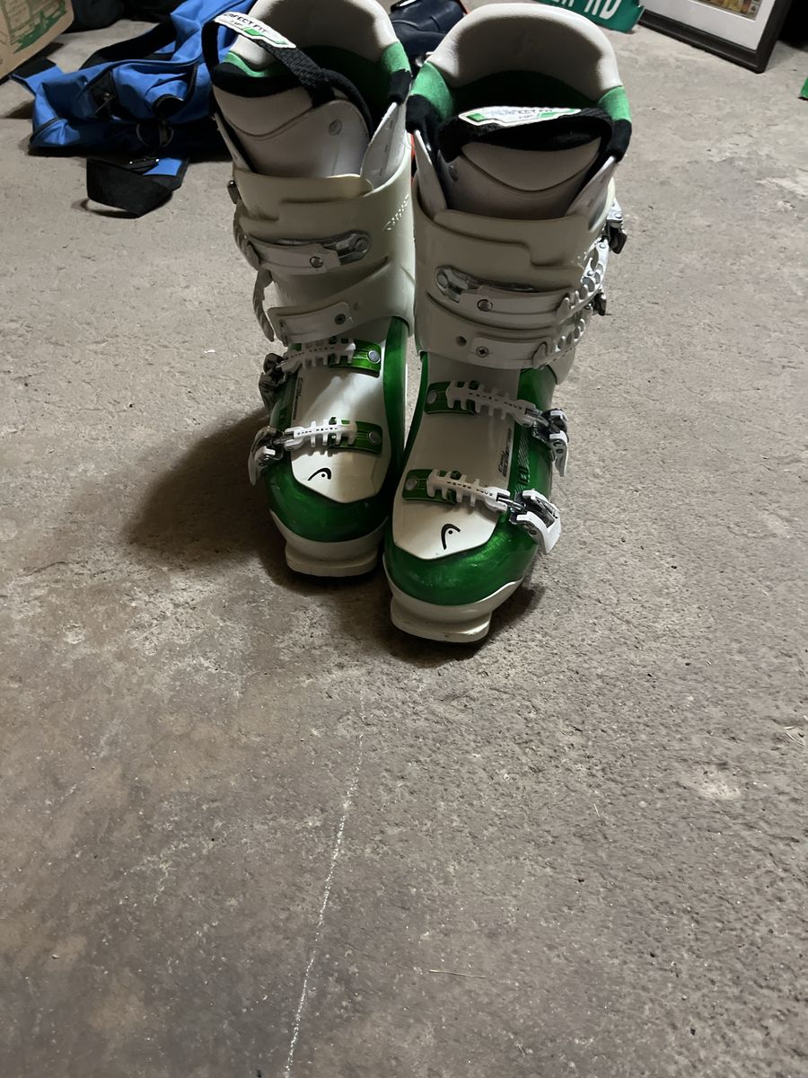 Head challenger 120 flex ski boots