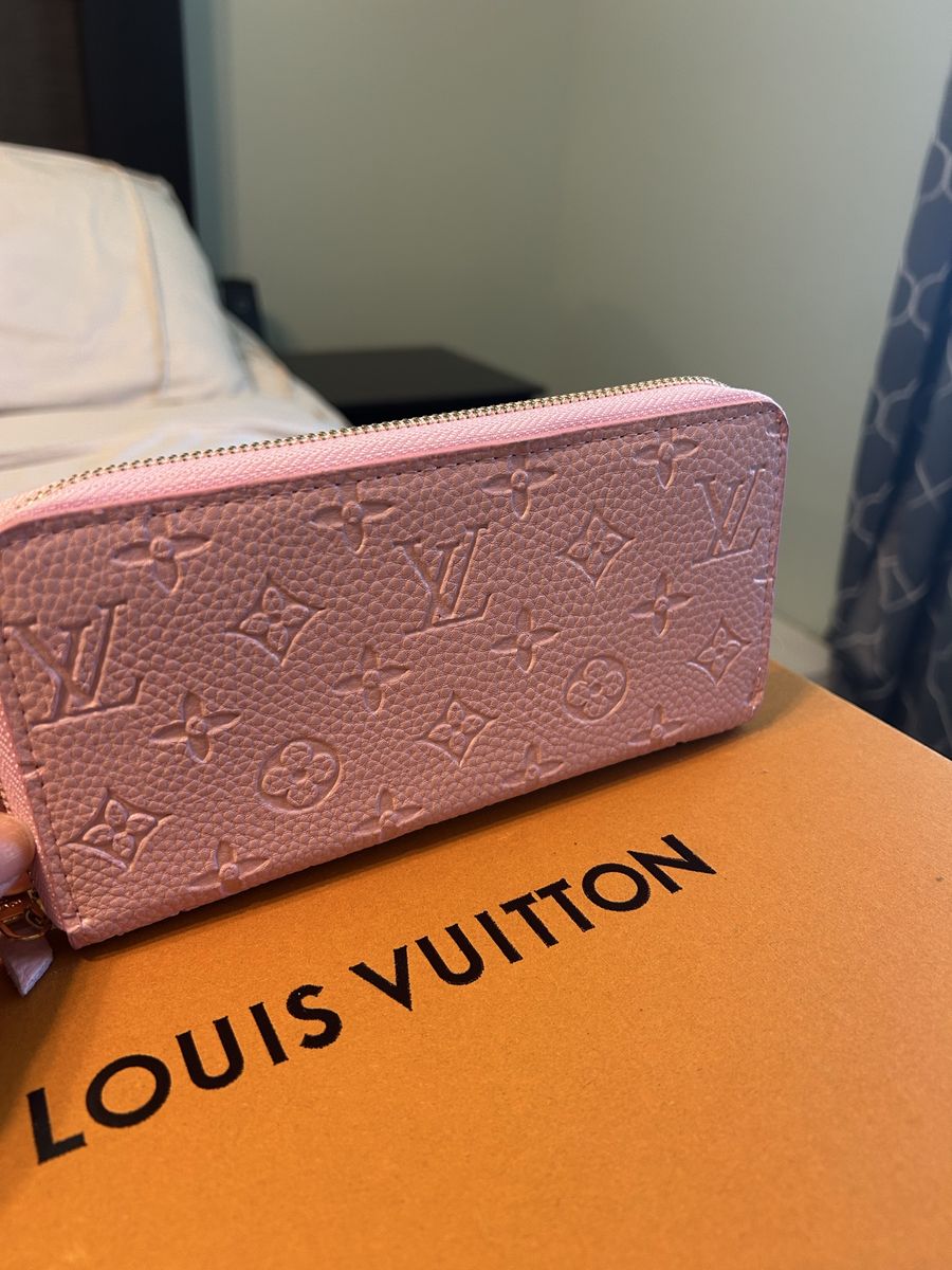 NEW Louis Vuitton wallet!