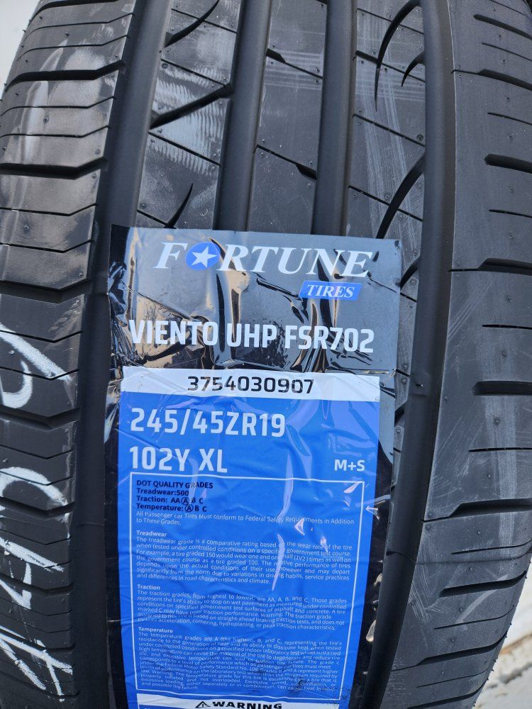 245/45r19 fortune viento uhp