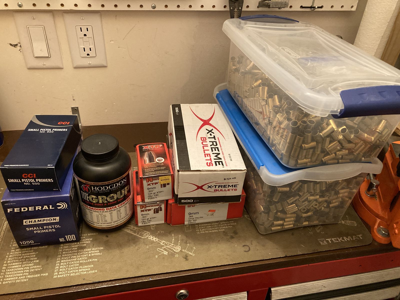 9mm reloading components - Bullets, Primers, Brass, Powder