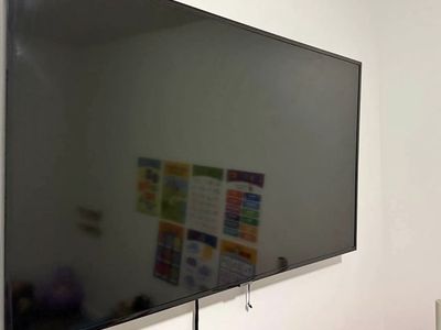 Samsung 50” flat screen TV