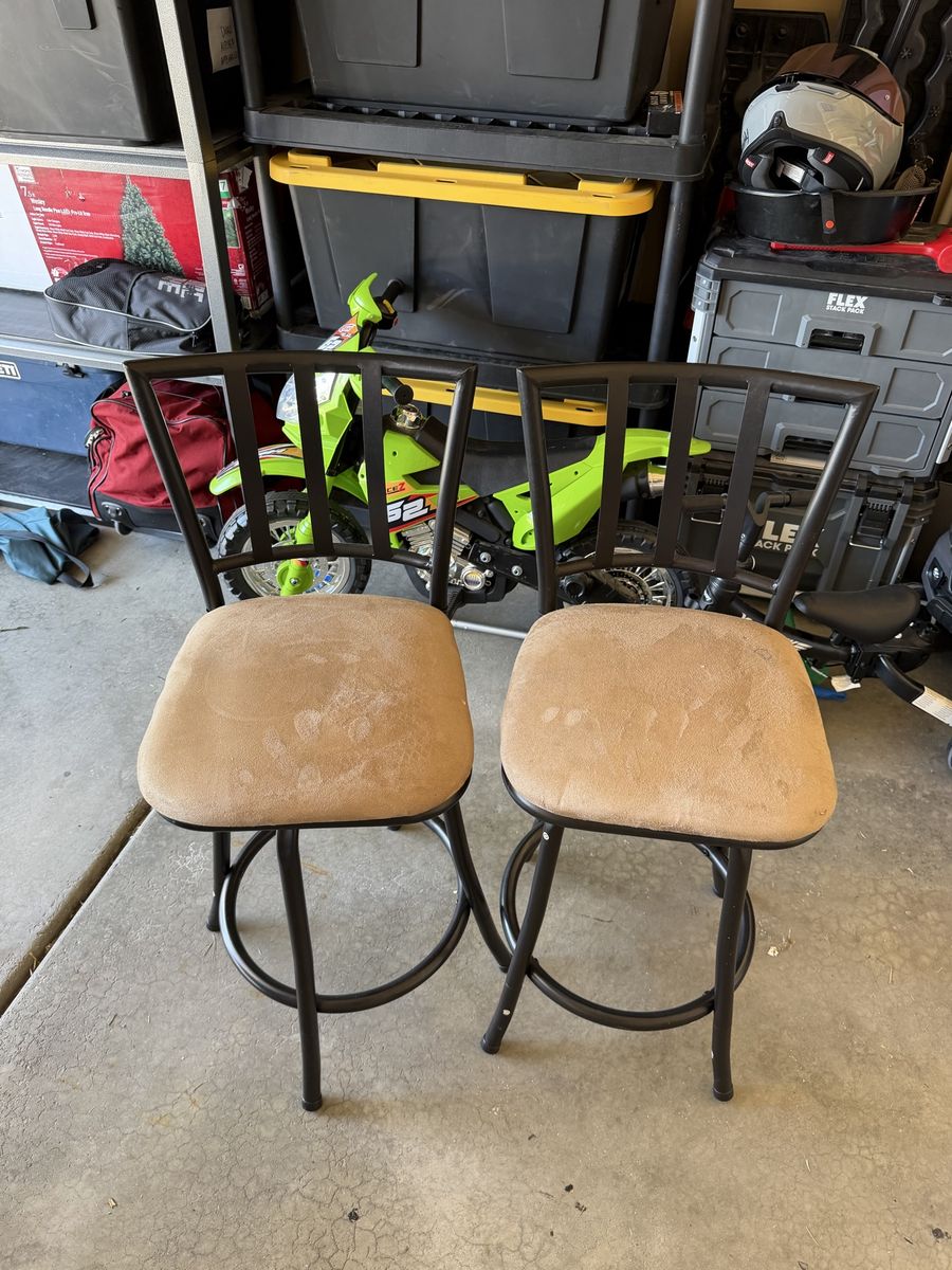 Barstool chairs 