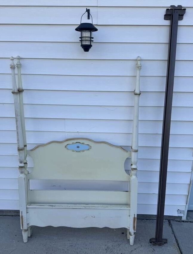 Darling Old Twin Bedframe