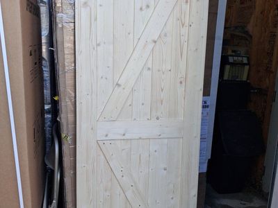 Solid 30X80 wood barn door slab pre-assembled barn door hardware is included