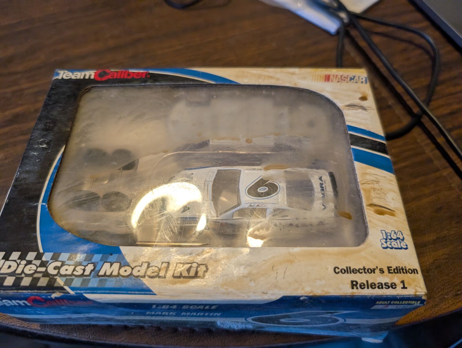 Team Caliber Die-cast model kit Mark Martin Pfizer Viagra 1:64 scale diecast