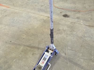 Floor jack