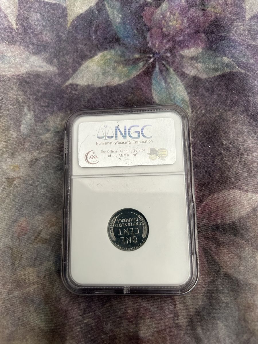 Main image 2