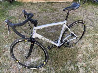 Gravity Road Bike