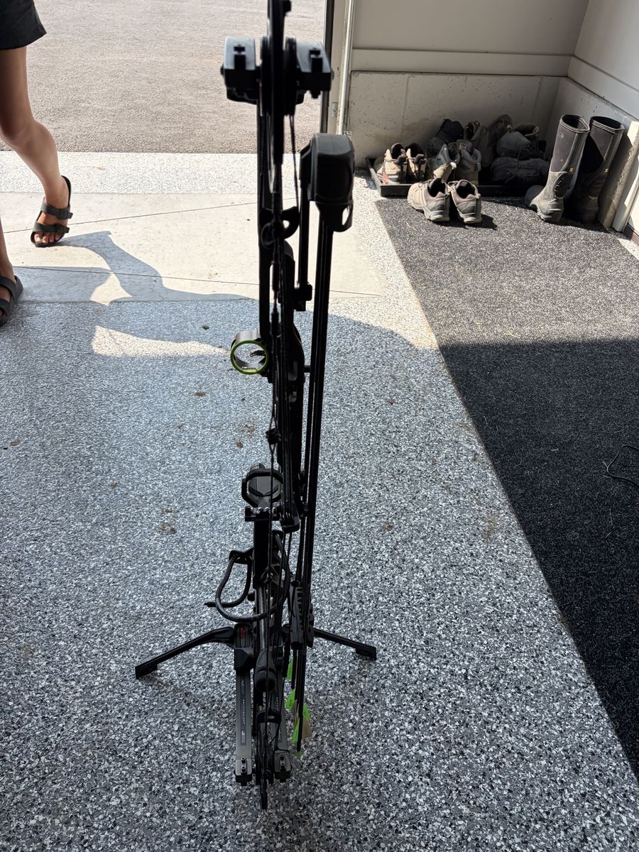 Mathews V3X 33 Bow