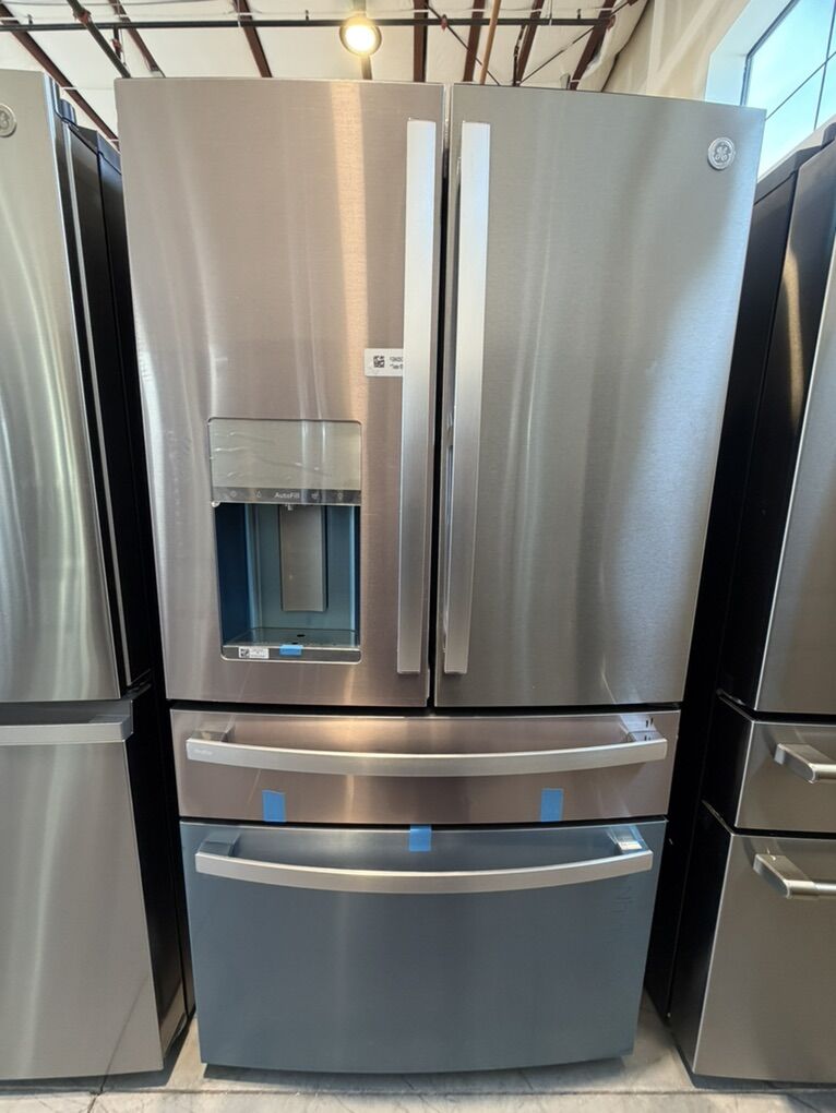 GE FRENCH DOOR REFRIGDERATOR