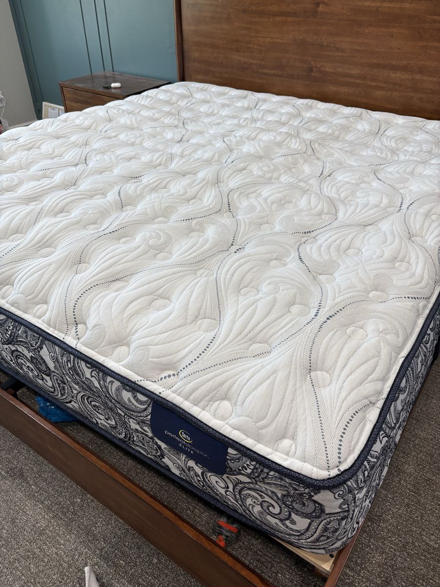 Free Mattress - Serta