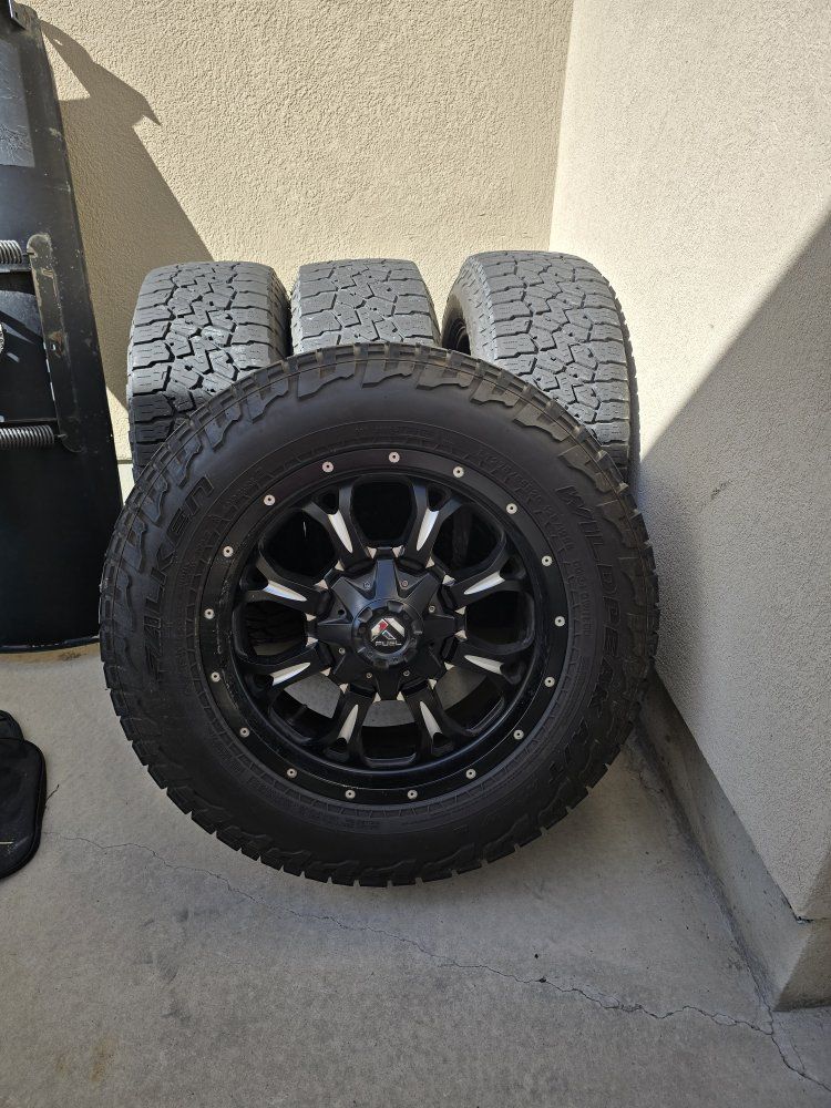 Wheels & Tires