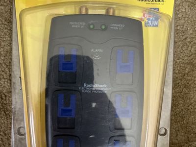 RadioShack 997 Joules Home Entertainment Surge Protector, Childproof Safety Caps
