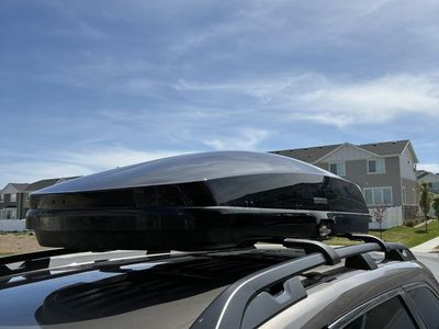 Excellent Condition Yakima GrandTour 16 Rooftop Cargo Box - Gloss Black