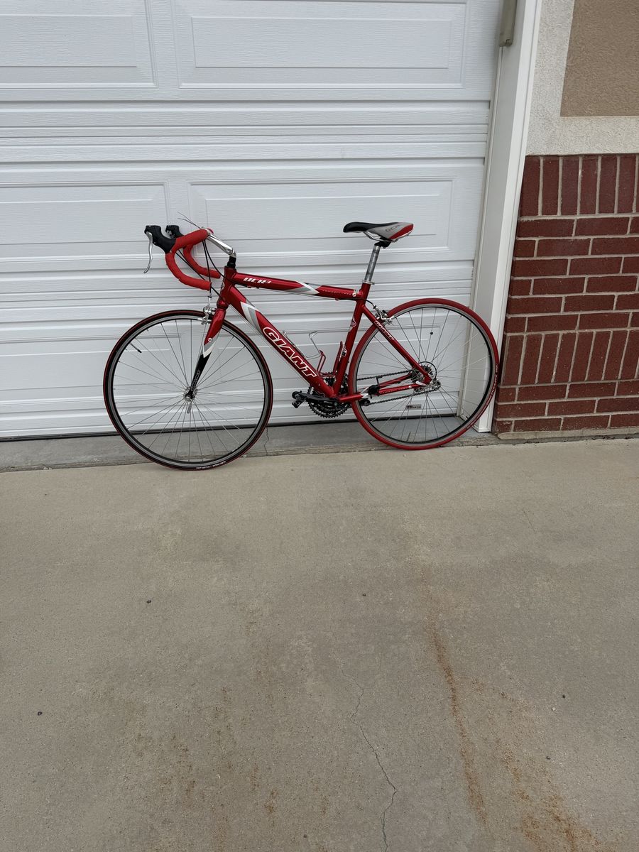 Giant OCR 3 Road Bike