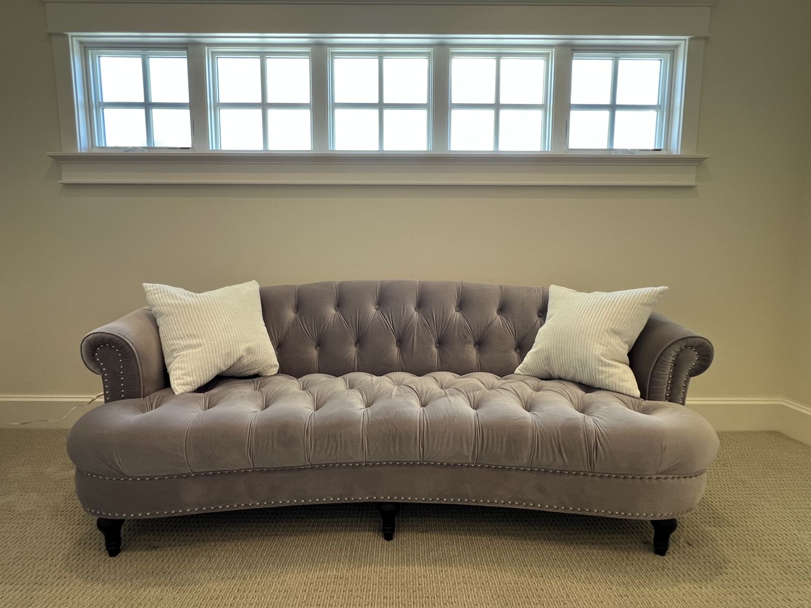 Jennifer Taylor 80" Gray Tufted Velvet Sofa – Pristine Condition (Draper)