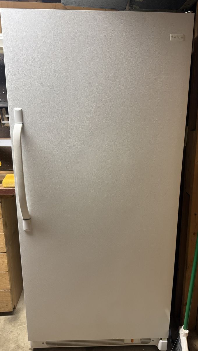 2011 Frigidaire Freezer