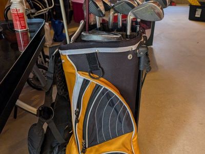 Mazel Golf Club Set with Palm Springs Bag and Orlimar Putter with 3 extra clubs