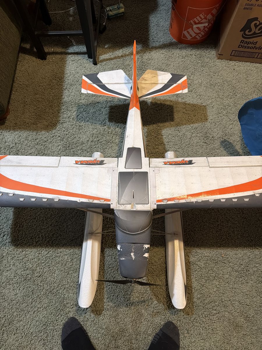 Tundra RC Remote Control Seaplane with Floats - White/Orange
