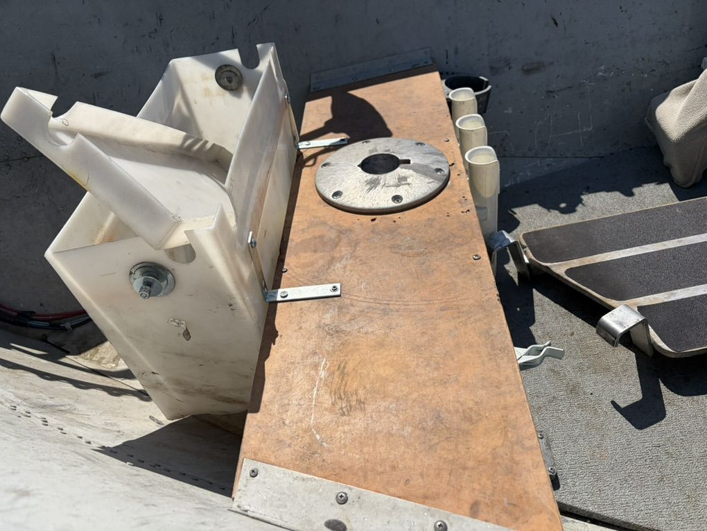 Main image 10