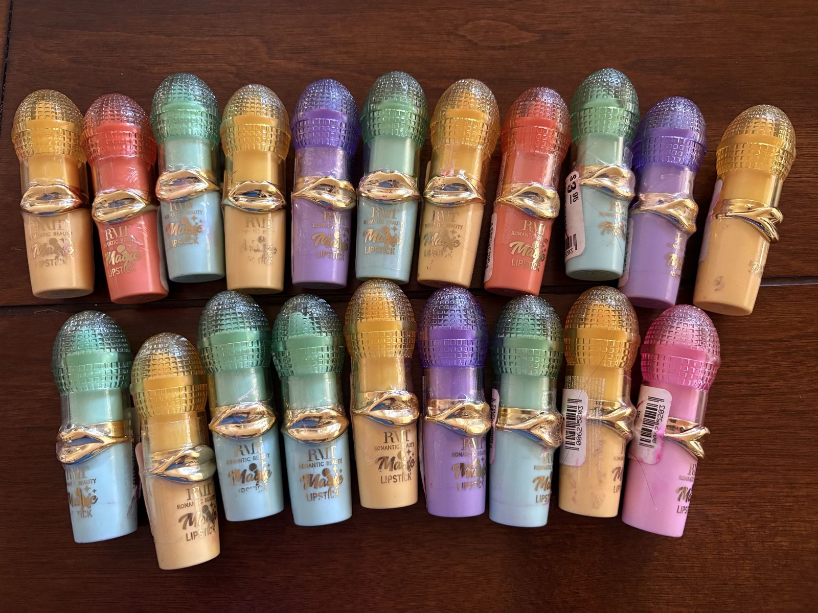 20 New Color Changing Lipsticks 