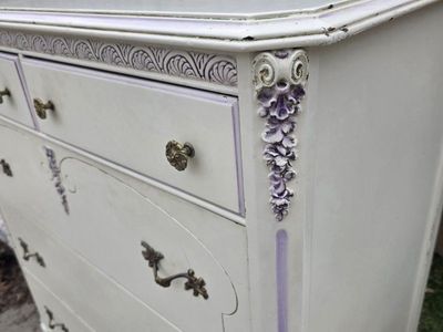 Rare Antique White of Mebane French Provincia