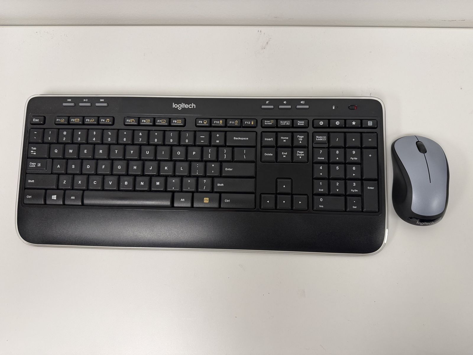 Logitech Keyboard (K520) and Wireless Mouse (M310) set