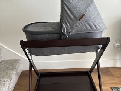 Uppababy Bassinet & Stand